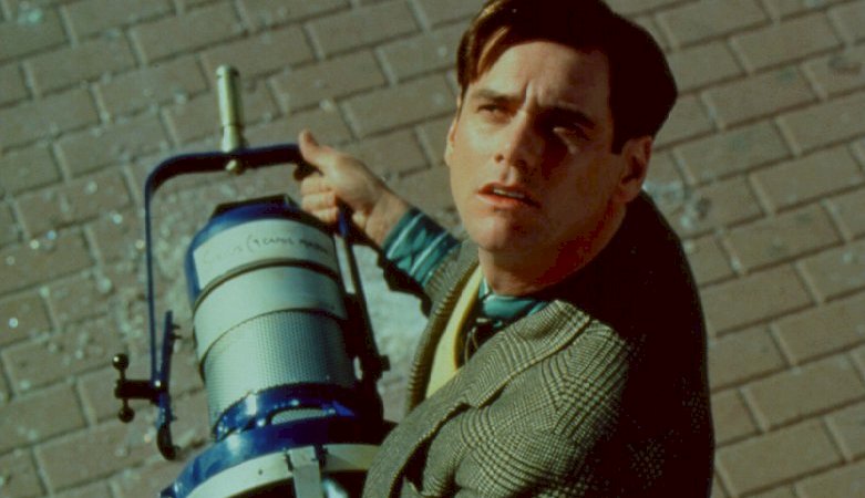 The Truman Show by Peter Weir: Who is the true man ?