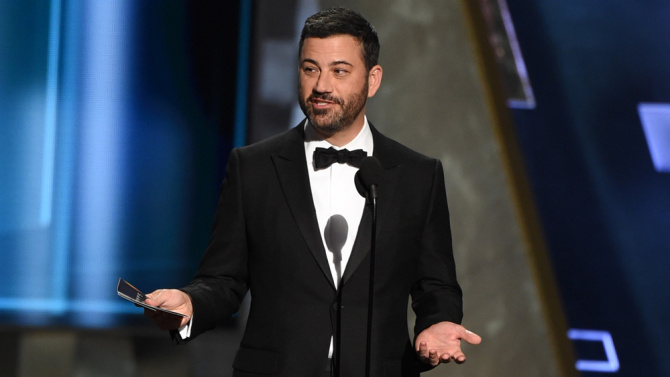 jimmy kimmel emmy awards 2016 Emmy Awards 2016 : Jimmy Kimmel à la présentation